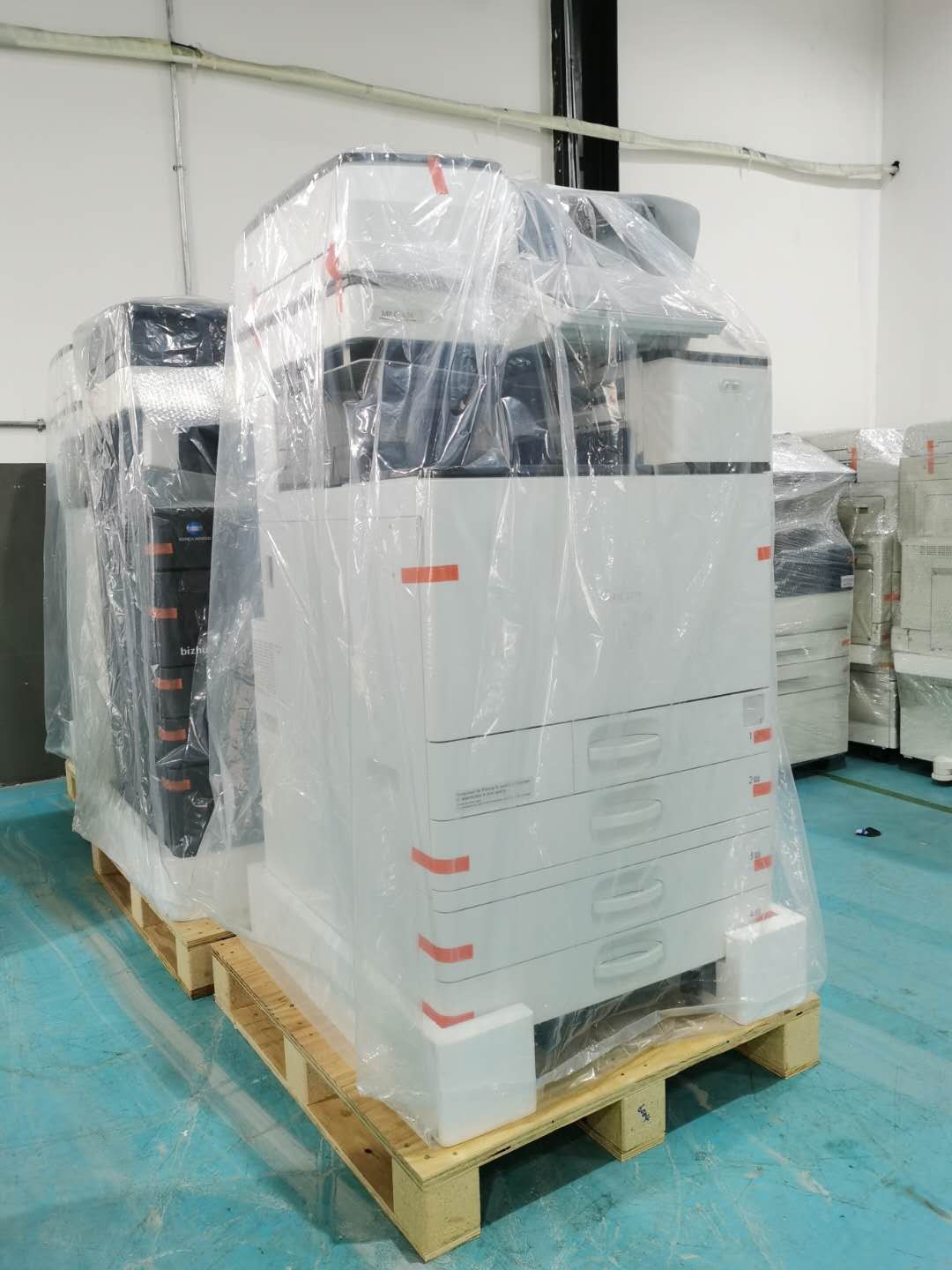 Thuê máy photocopy mầu giá rẻ tại Hà Nội